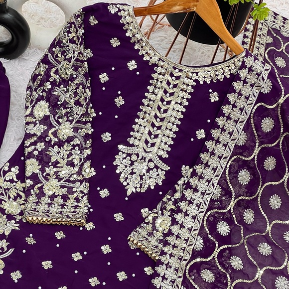 🌹ELEGANT PAKISTANI EMBROIDERED SHALWAR KAMEEZ SUIT FANCY MEHENDI🌹 - Picture 4 of 5